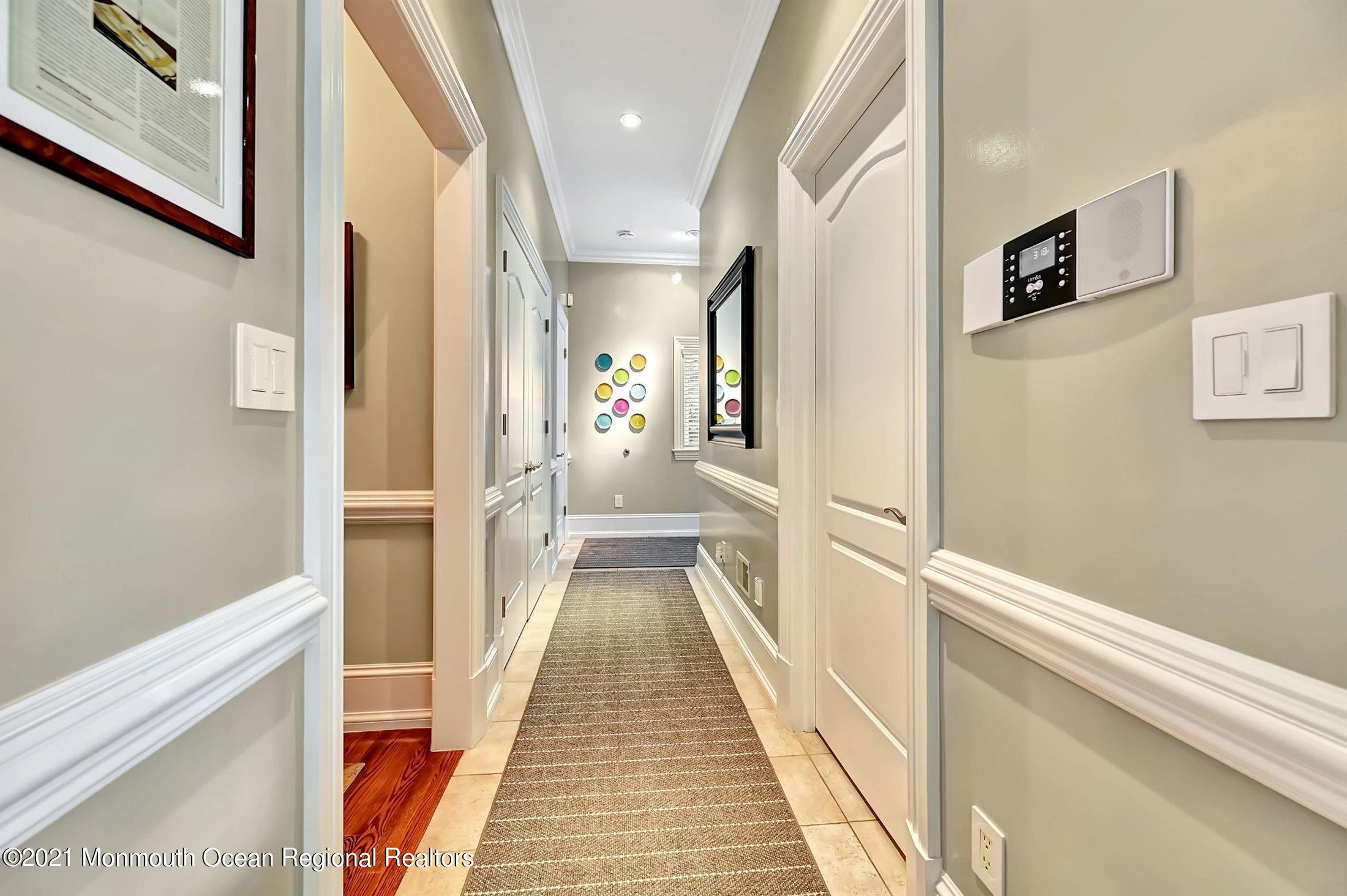 80 Rumson Road Rumson, NJ 07760 - Photo 19 of 50 Hallway