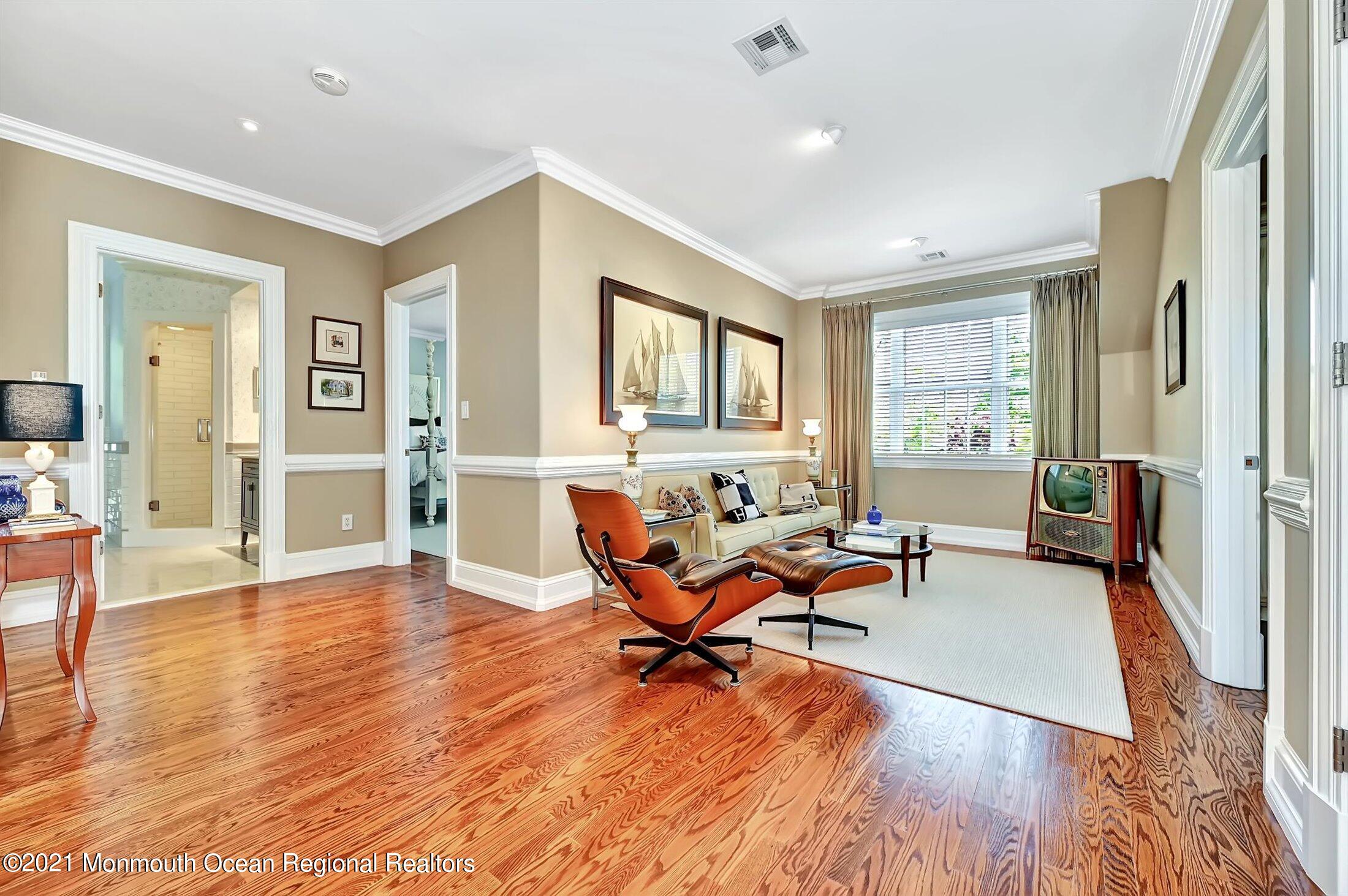 80 Rumson Road Rumson, NJ 07760 - Photo 23 of 50 2nd Floor Bonus