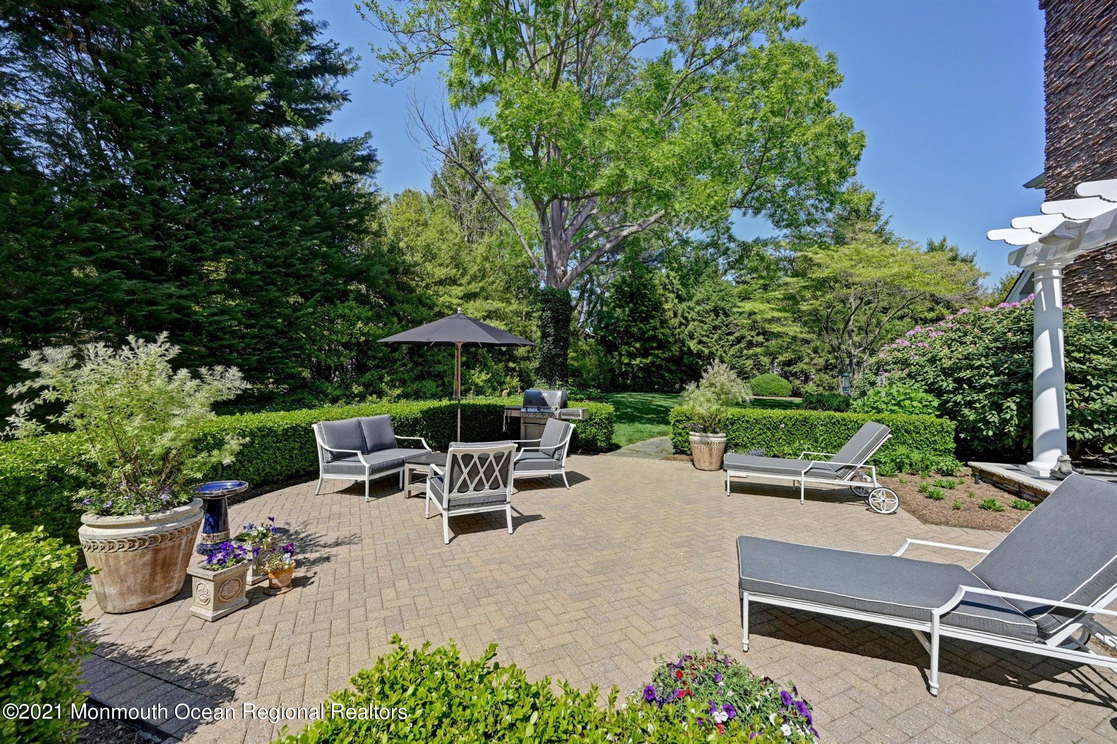 80 Rumson Road Rumson, NJ 07760 - Photo 43 of 50 Patio