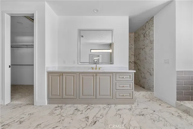 $1,100,000 | 20721 Standing Rock Avenue, Apple Valley, CA 92307