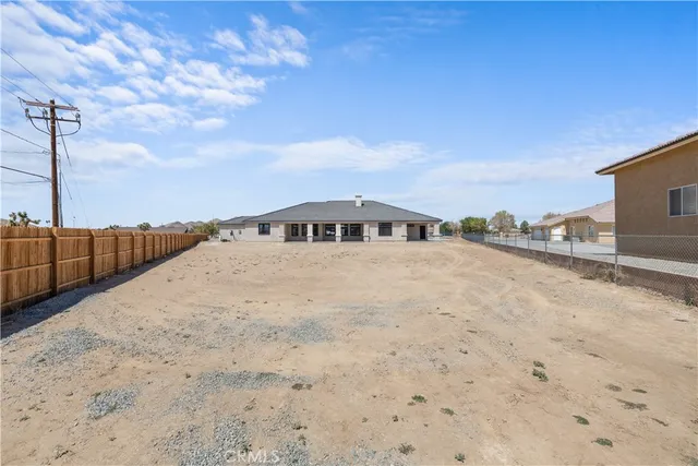 $1,100,000 | 20721 Standing Rock Avenue, Apple Valley, CA 92307