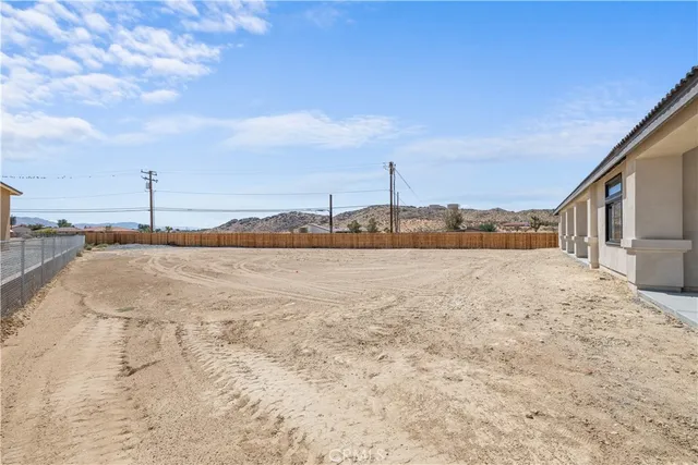 $1,100,000 | 20721 Standing Rock Avenue, Apple Valley, CA 92307