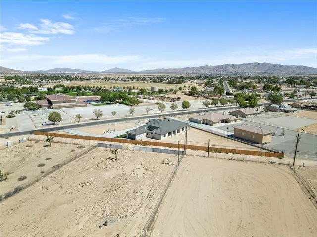 $1,100,000 | 20721 Standing Rock Avenue, Apple Valley, CA 92307