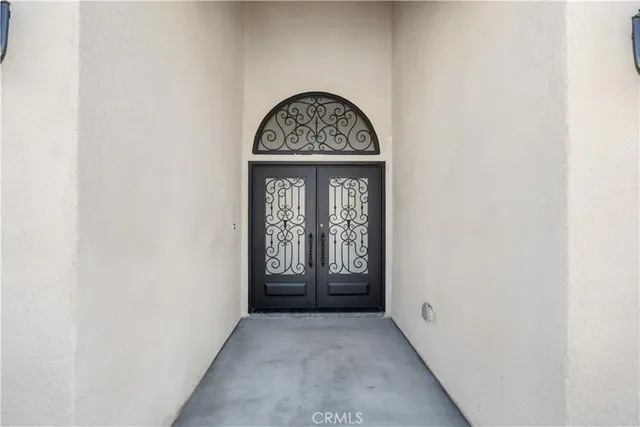 $1,100,000 | 20721 Standing Rock Avenue, Apple Valley, CA 92307