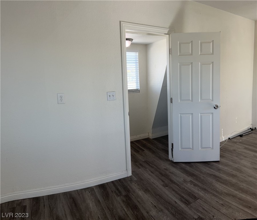 475 Apache Place Henderson, NV 89015 - Photo 8 of 19