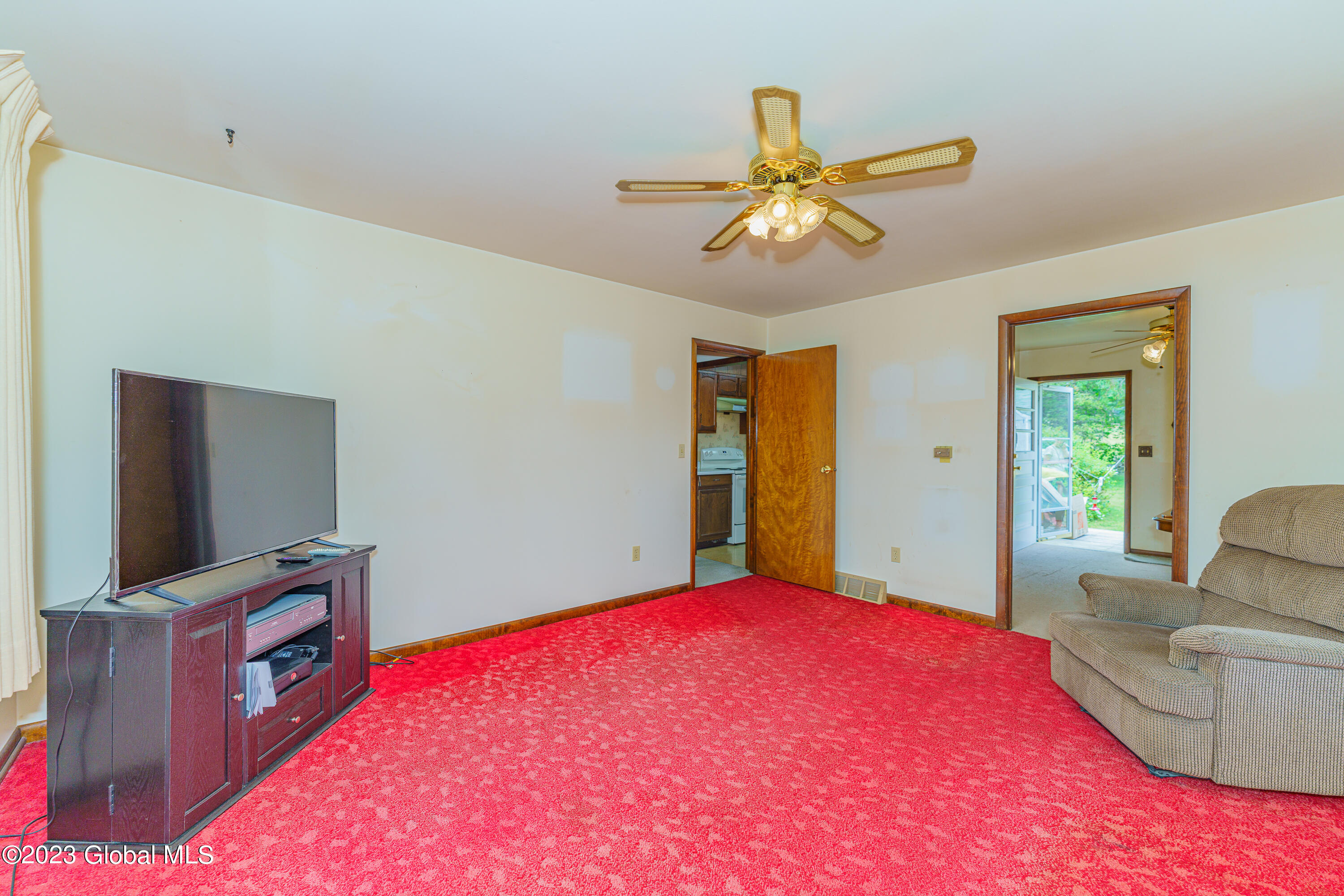 46 Stewart Road Berne, NY 12023 - Photo 6 of 49 2 Livingroom 1