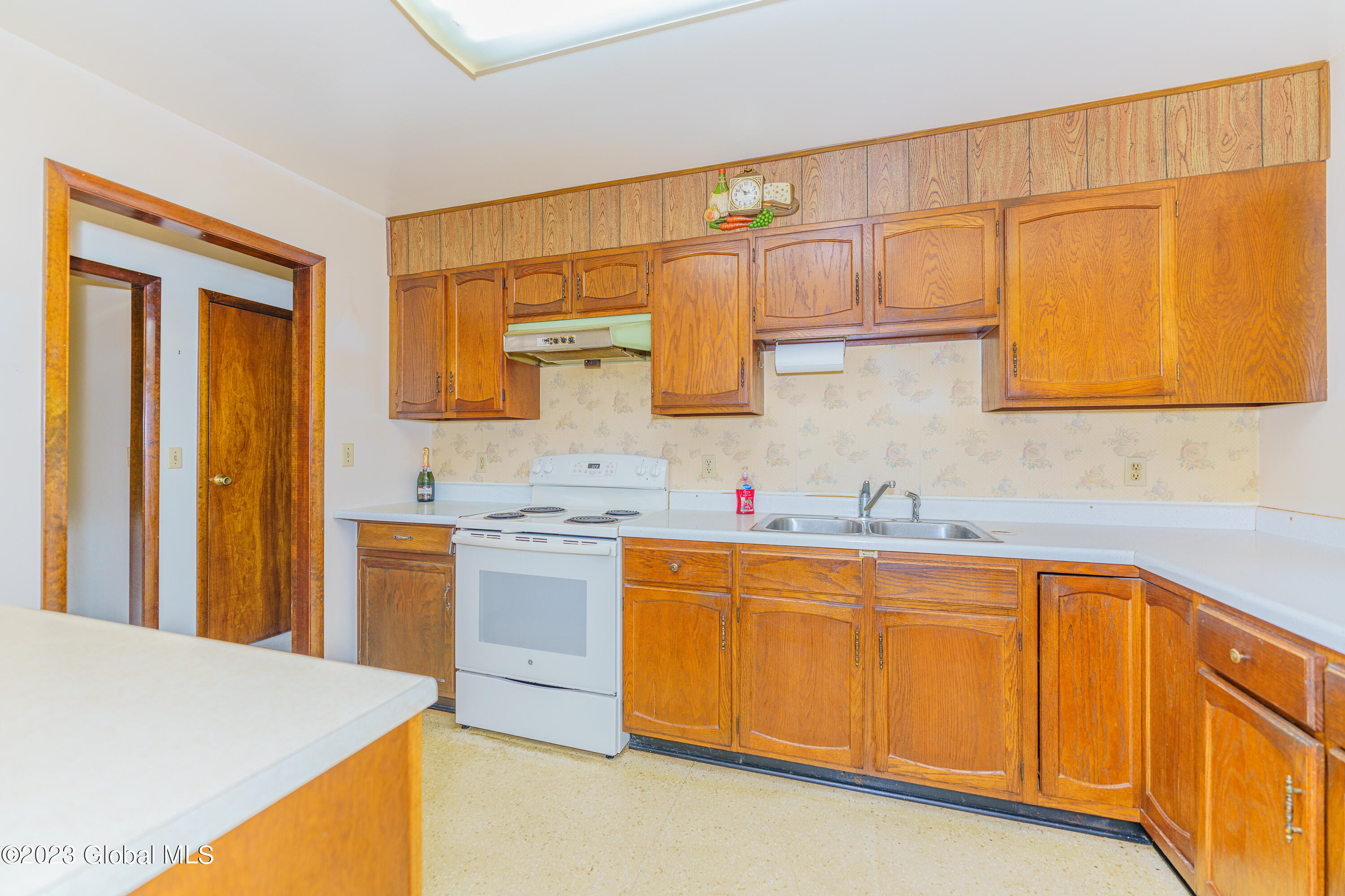 46 Stewart Road Berne, NY 12023 - Photo 9 of 49 3 Kitchen 1