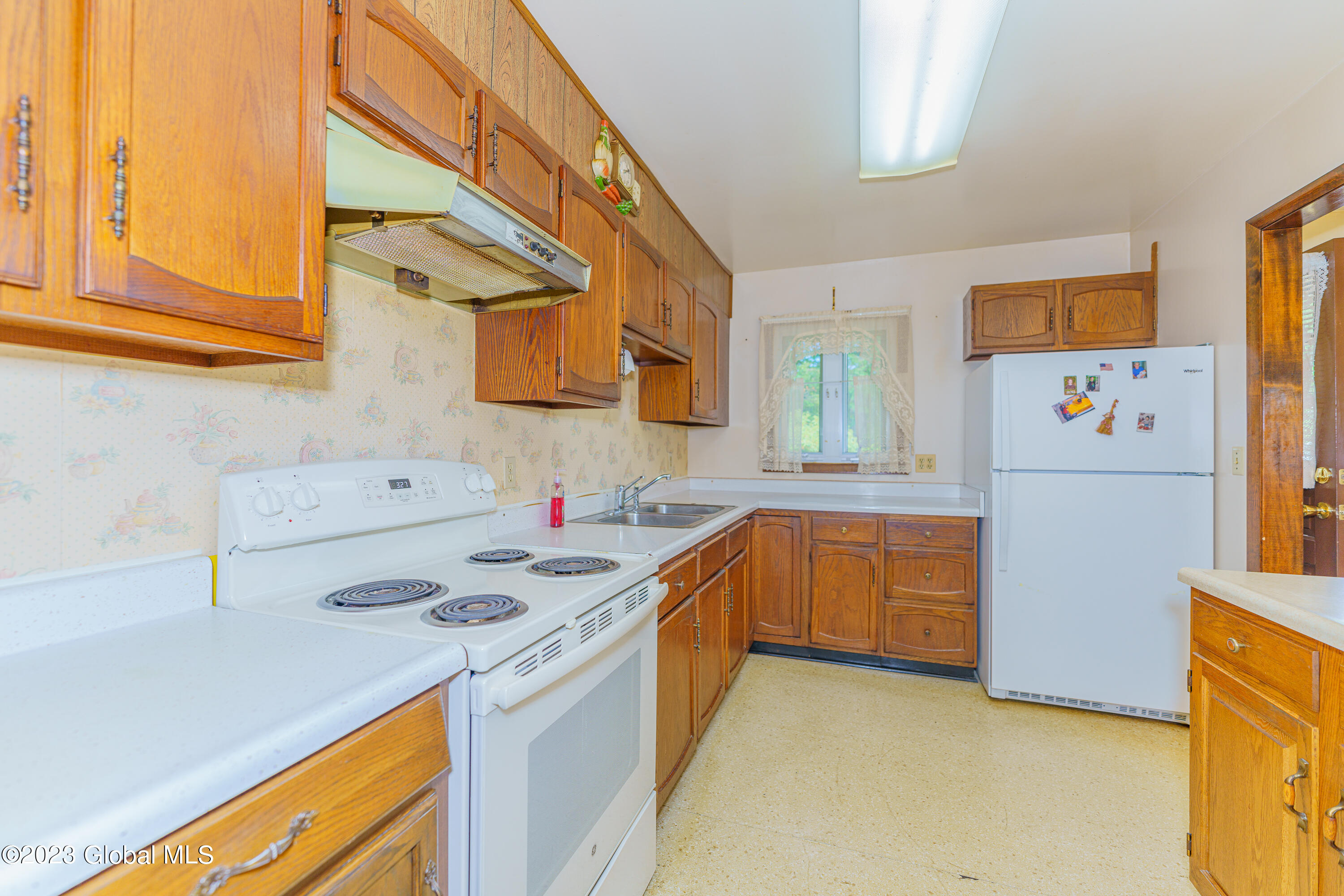 46 Stewart Road Berne, NY 12023 - Photo 10 of 49 3 Kitchen 2