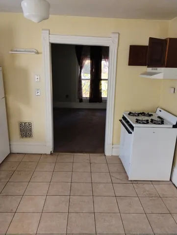 $279,000 | 601 South Jefferson Street, Woodstock, IL 60098