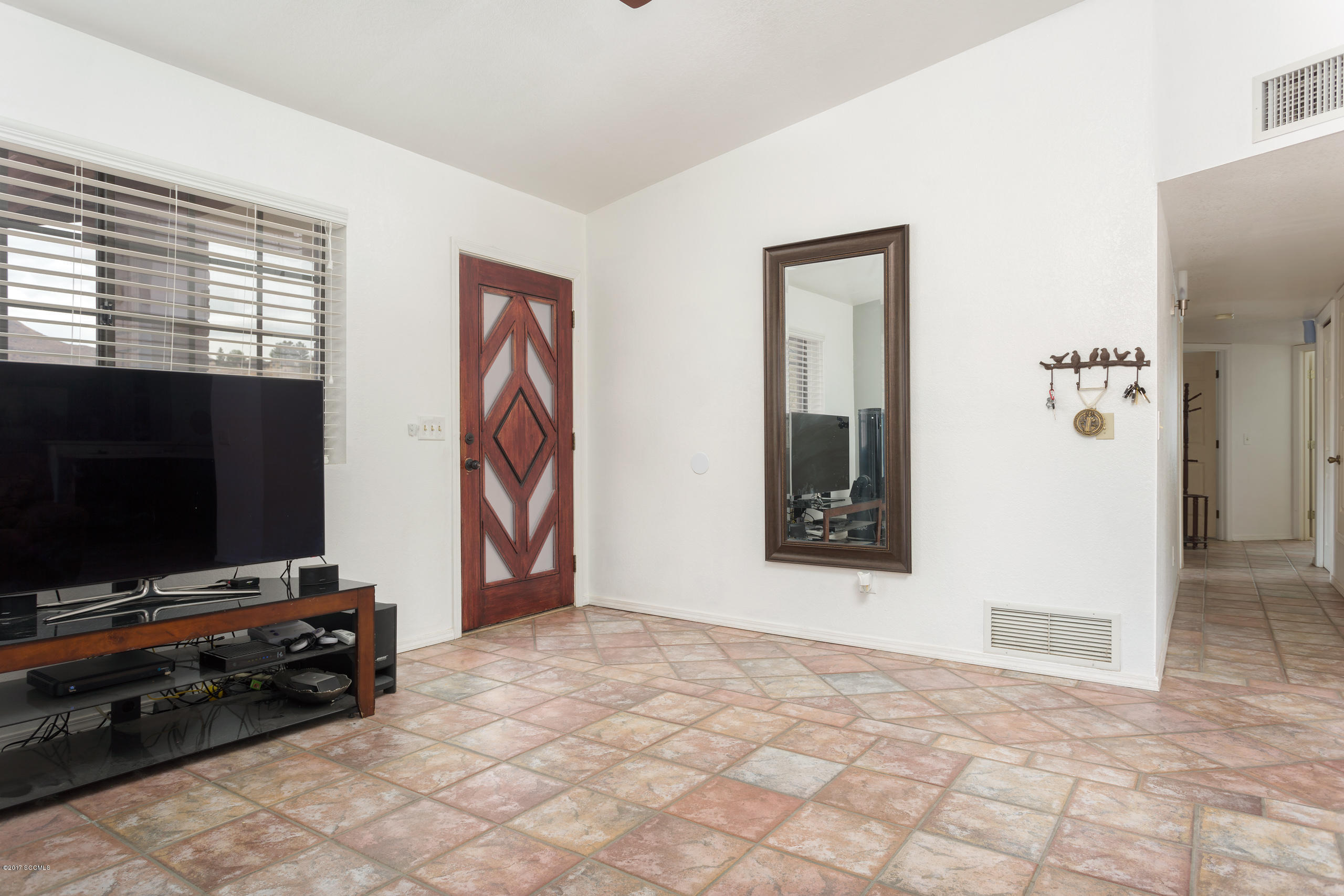 391 Falcon Court Rio Rico, AZ 85648 - Photo 6 of 21