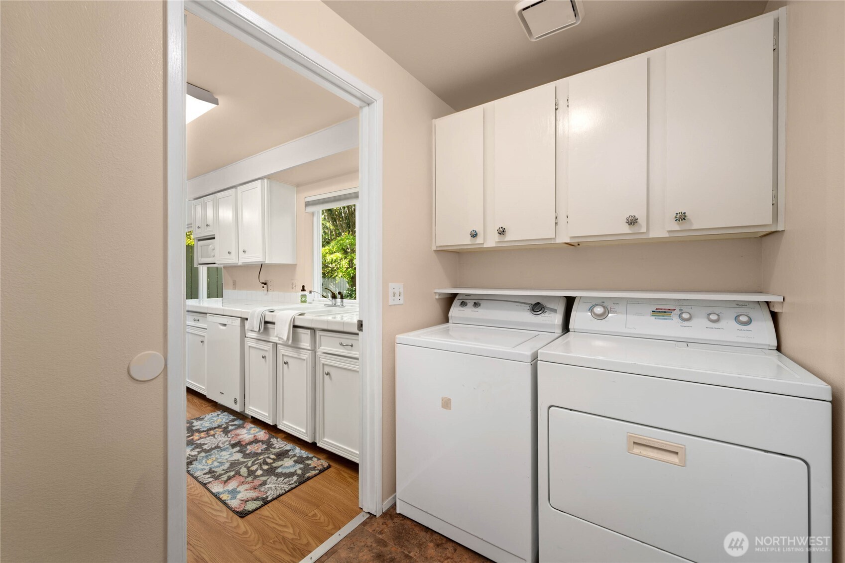 803 South Laventure Road, Unit B Mount Vernon, WA 98274 - Photo 20 of 32 Gallery Image 20