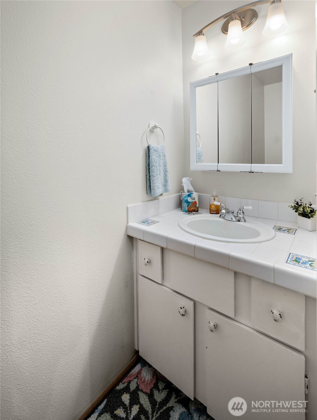 803 South Laventure Road, Unit B Mount Vernon, WA 98274 - Photo 21 of 32 Gallery Image 21