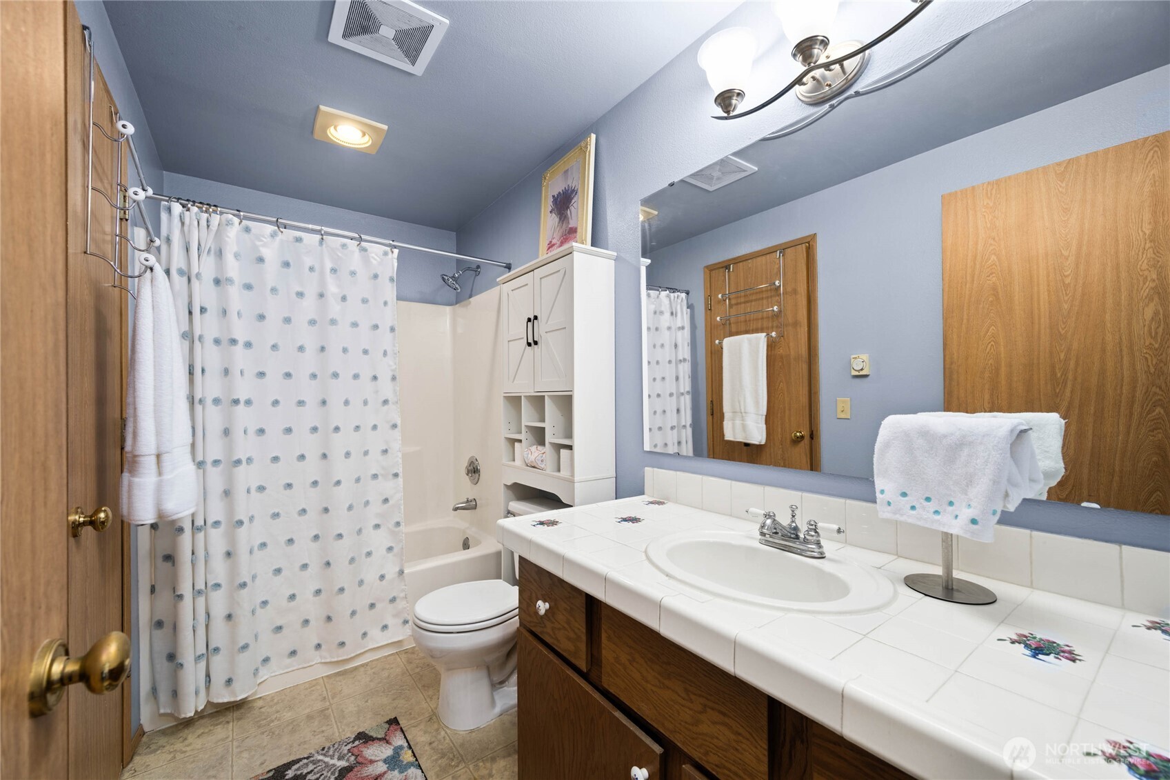 803 South Laventure Road, Unit B Mount Vernon, WA 98274 - Photo 27 of 32 Gallery Image 27