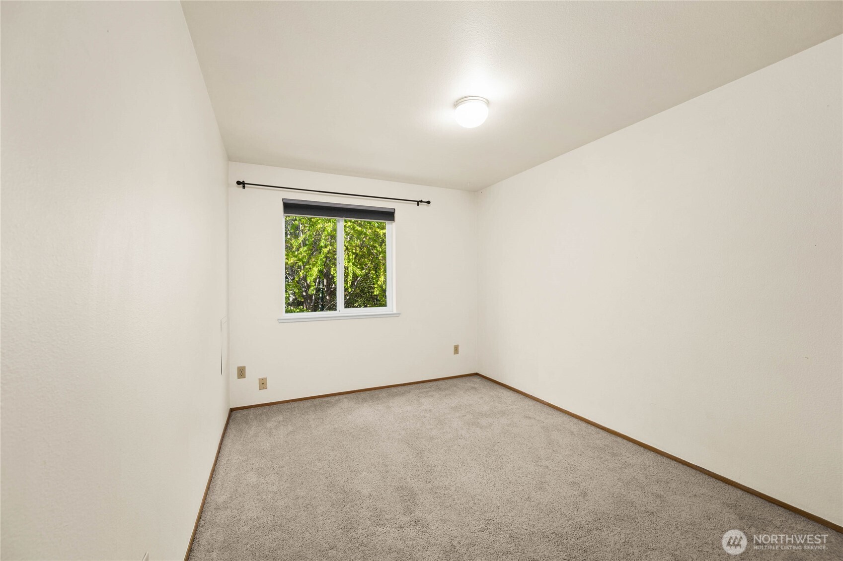 803 South Laventure Road, Unit B Mount Vernon, WA 98274 - Photo 29 of 32 Gallery Image 29
