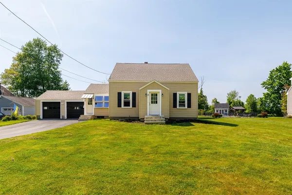 $525,000 | 5 Bates Street, Mendon, MA 01756