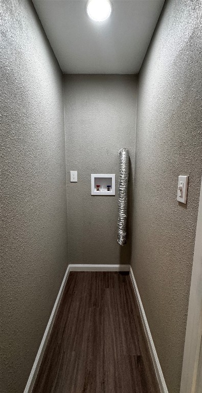 206 West N Loop Boulevard Austin, TX 78751 - Photo 8 of 11 a view of wooden floor in a room