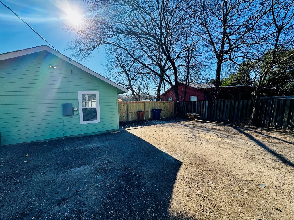 206 West N Loop Boulevard Austin, TX 78751 - Photo 10 of 11 a house view with a backyard space