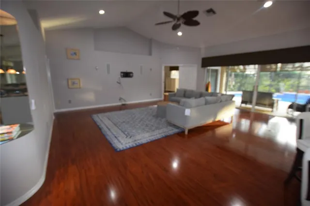 $2,700 | 39125 Tacoma Drive, Lady Lake, FL 32159