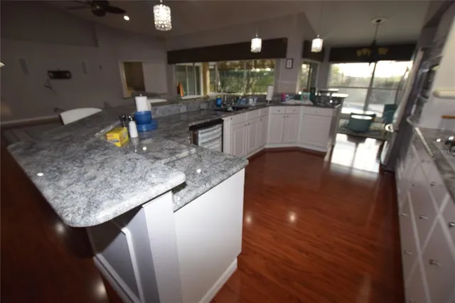 $2,700 | 39125 Tacoma Drive, Lady Lake, FL 32159