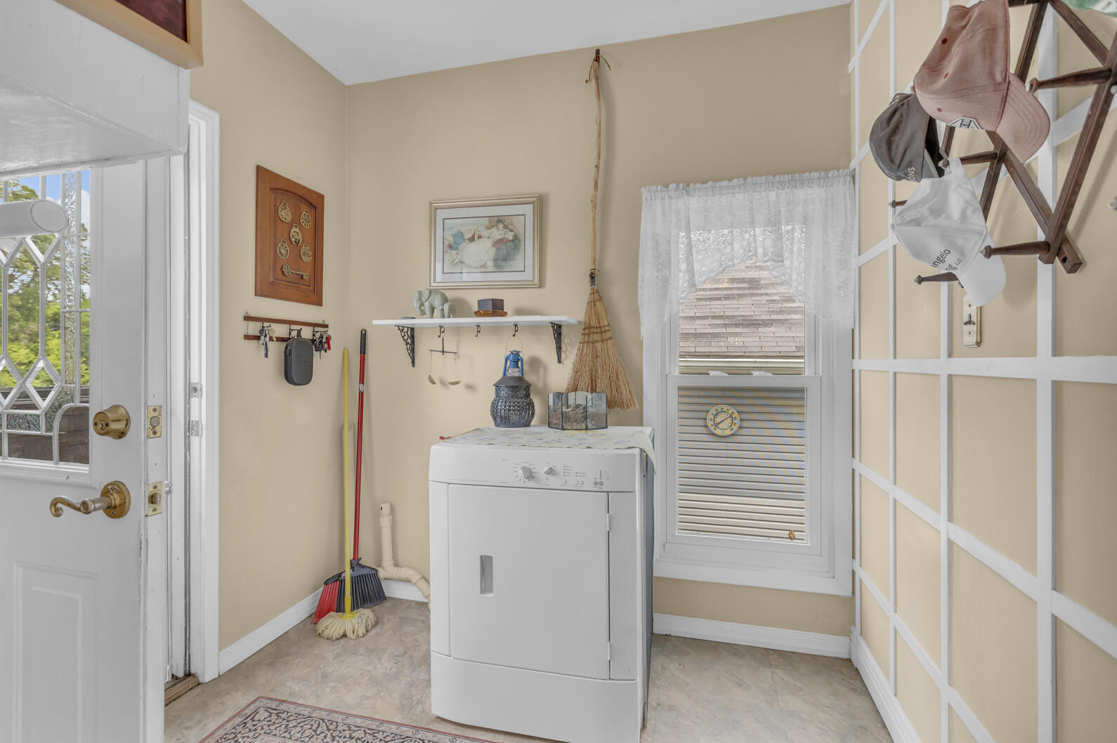 6750 County Farm Road Jackson, MI 49201 - Photo 6 of 59 0N0A7629