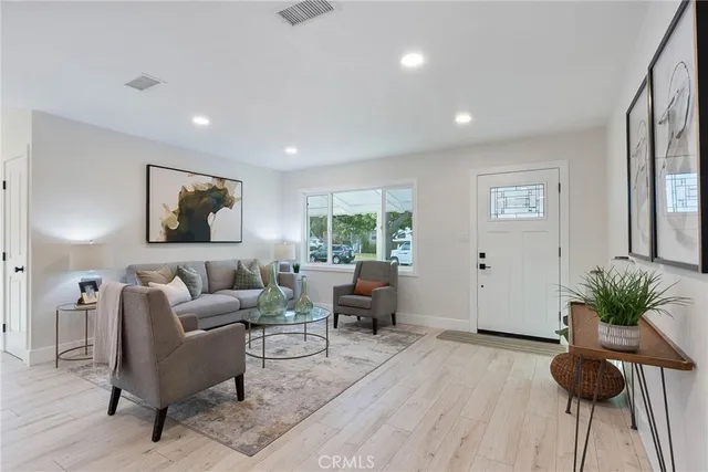 $4,950 | 6300 East Fairbrook Street, Long Beach, CA 90815