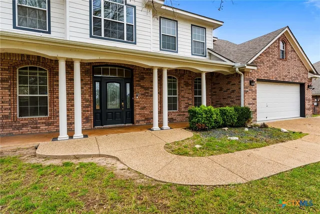 $449,900 | 4012 Creekview Trail, Temple, TX 76504