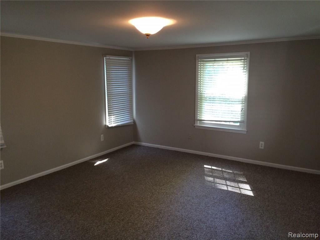 977 Hampton Road Grosse Pointe, MI 48236 - Photo 18 of 27 IMG_3210.JPG