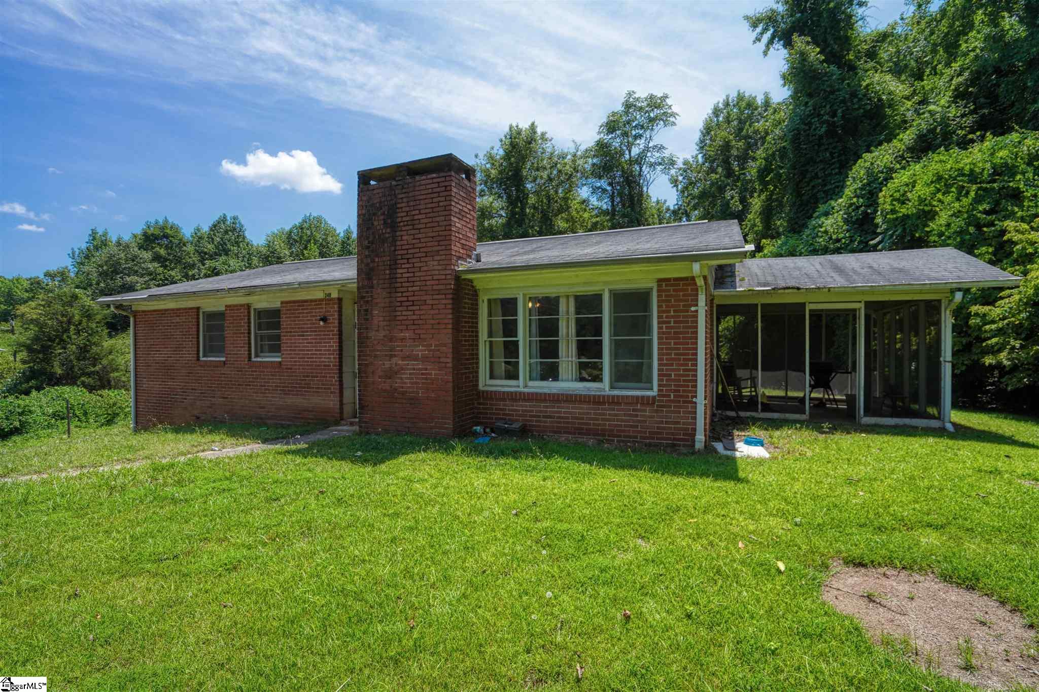 348 Jackson Street Tryon, NC 28782 - Photo 2 of 22