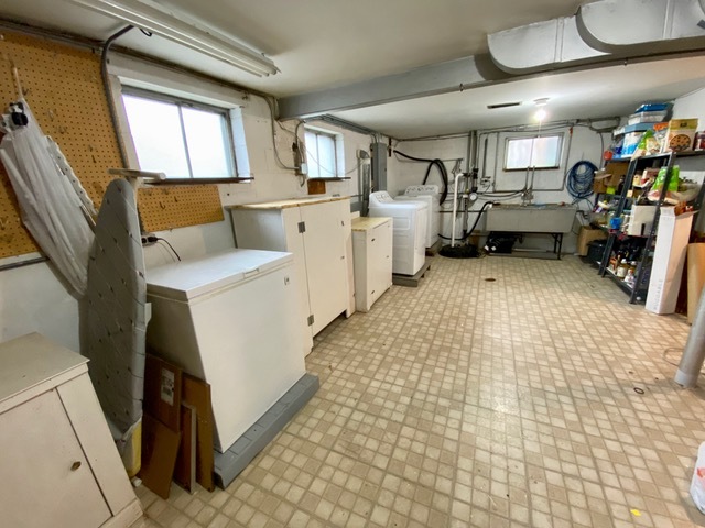 2335 12th Avenue North Riverside, IL 60546 - Photo 8 of 17
