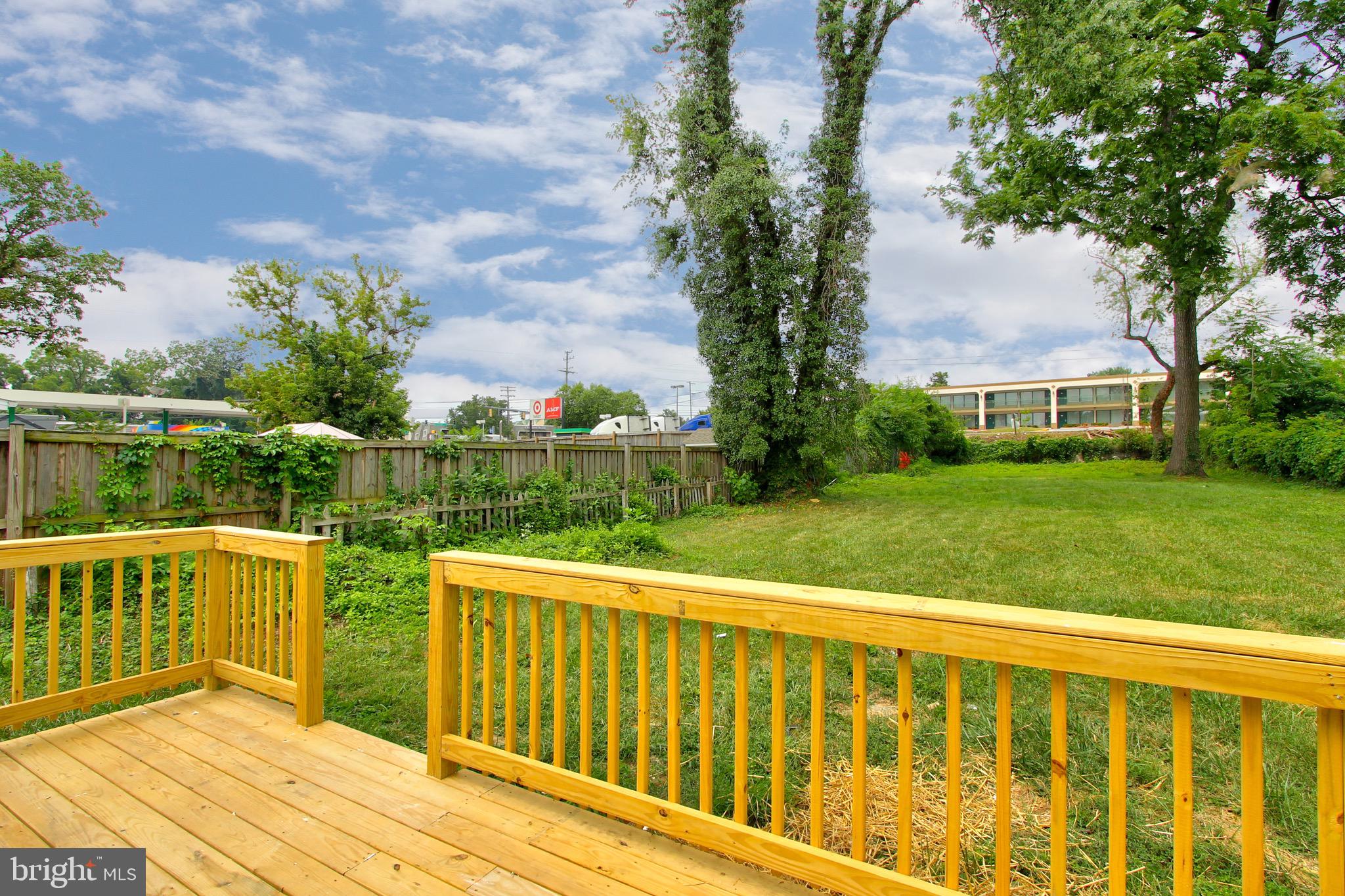 6 Village Road Baltimore, MD 21208 - Photo 18 of 22 Rear Patio