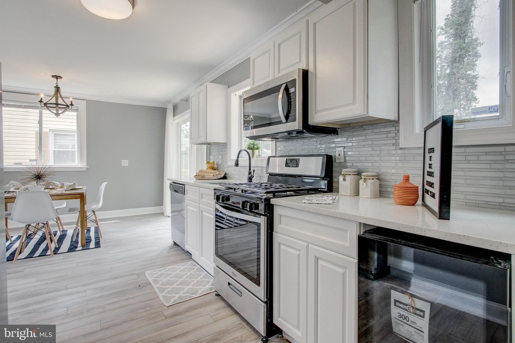 6 Village Road Baltimore, MD 21208 - Photo 5 of 22 Kitchen