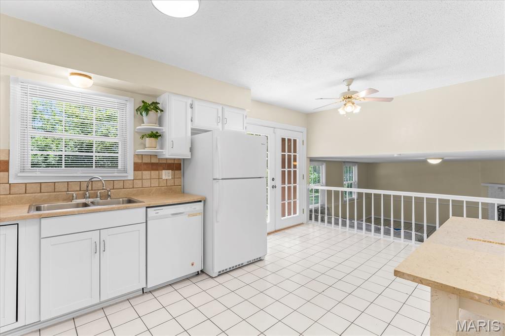 904 Fort Henry Road Belleville, IL 62221 - Photo 11 of 35