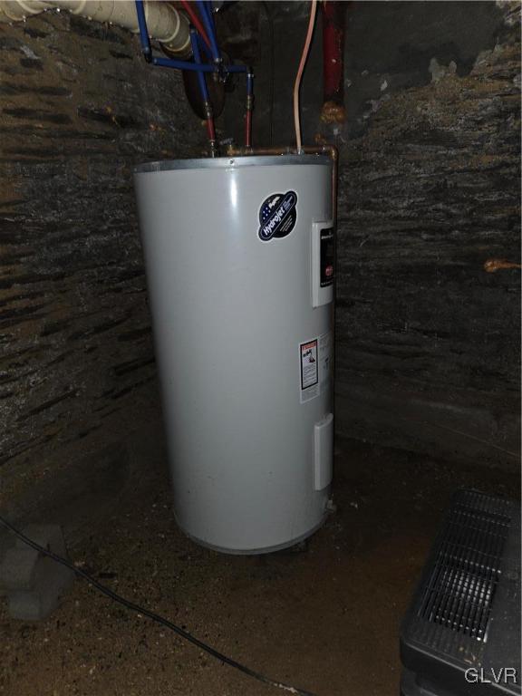 7399 Kernsville Road Orefield, PA 18069 - Photo 16 of 17 Water Heater