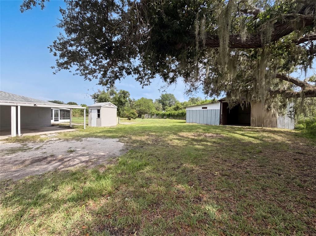 2805 Roman Road Palmetto, FL 34221 - Photo 6 of 29