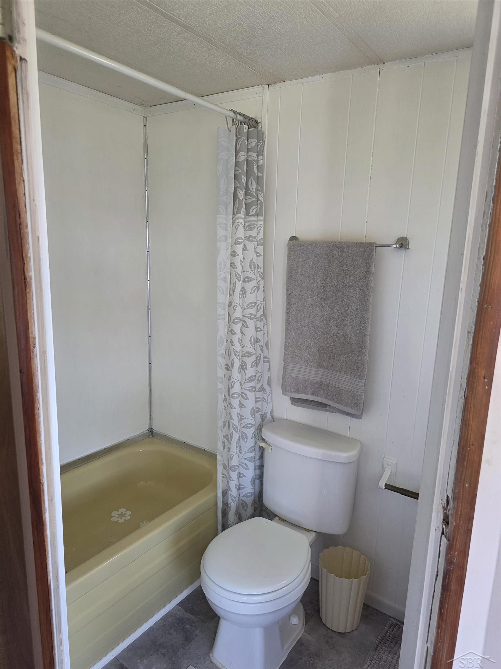 7813 Standish Road Bentley, MI 48613 - Photo 18 of 33 50213222-7180b54e-8be5-4ace-a6c4-983914c125b3.JPG