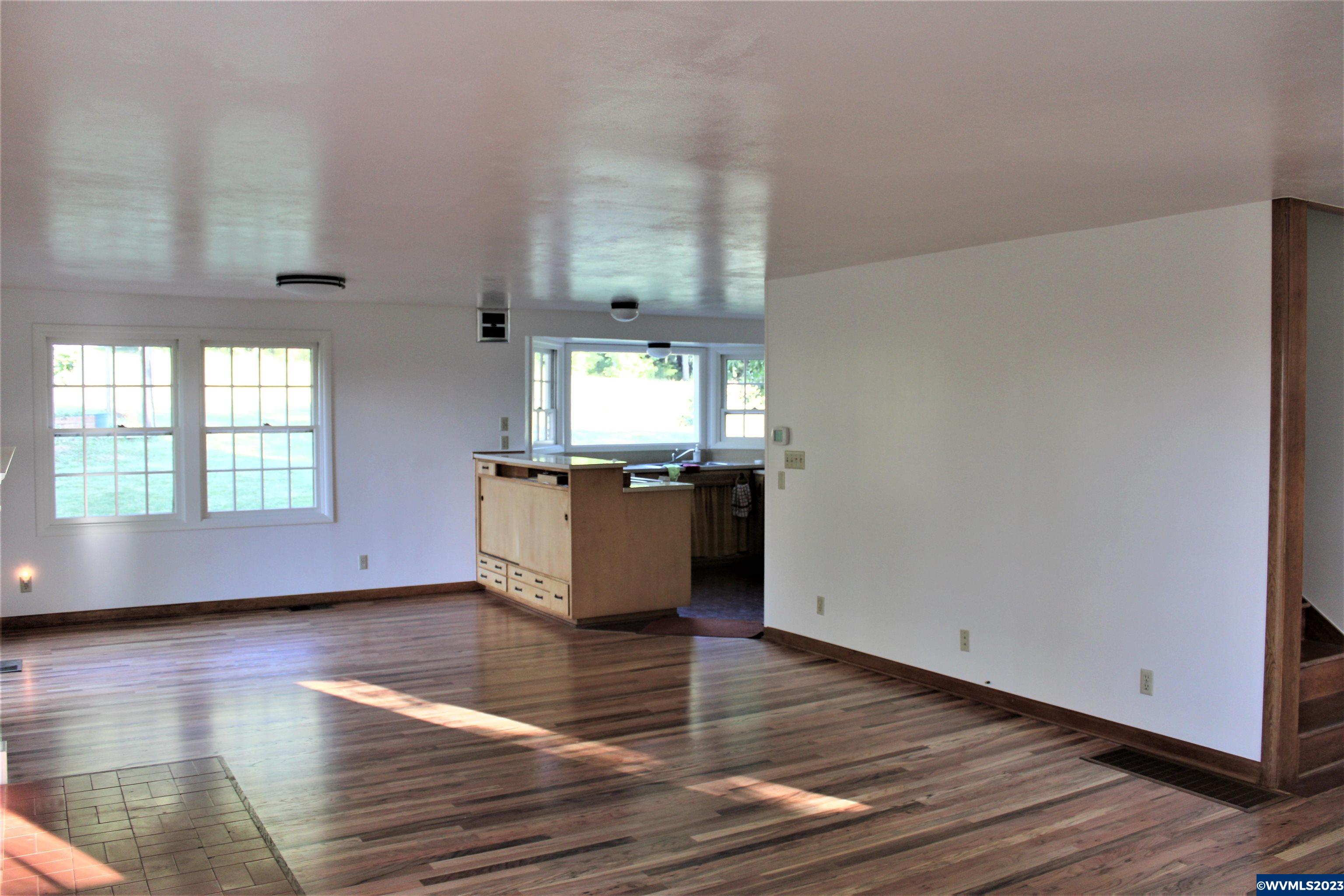 31409 Peterson Road Philomath, OR 97370 - Photo 5 of 34 Gallery Image 5