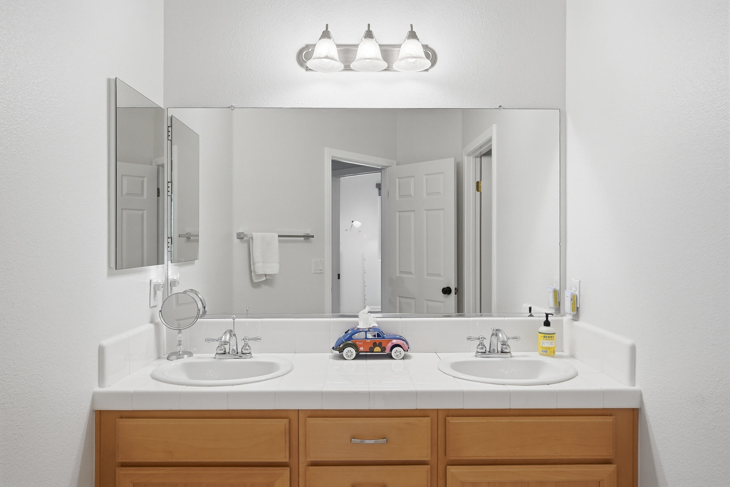 521 Y Place Lompoc, CA 93436 - Photo 29 of 57 27_521 s y pl-27
