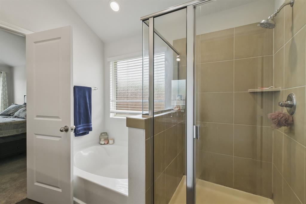 602 Ridge View Way Justin, TX 76247 - Photo 12 of 14