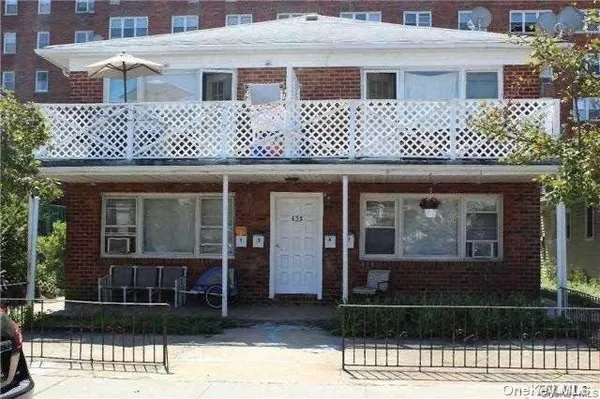 $2,300 | 458 East Broadway, Unit 3, Long Beach, NY 11561