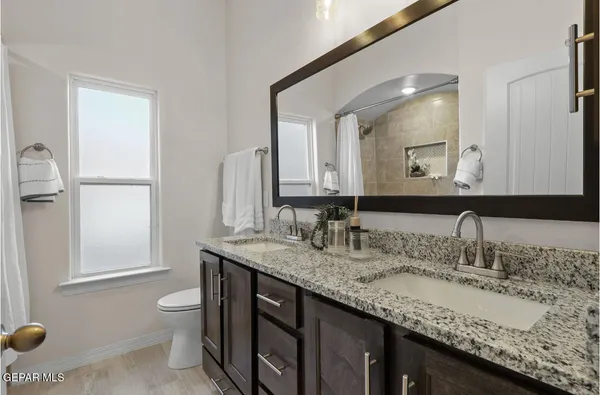 $384,950 | 101 Bonnie Trail, Santa Teresa, NM 88008