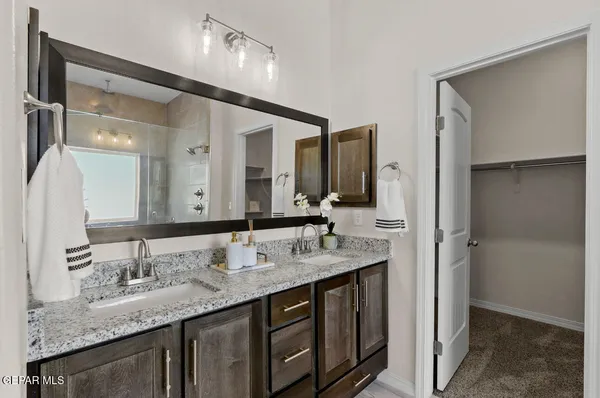 $384,950 | 101 Bonnie Trail, Santa Teresa, NM 88008