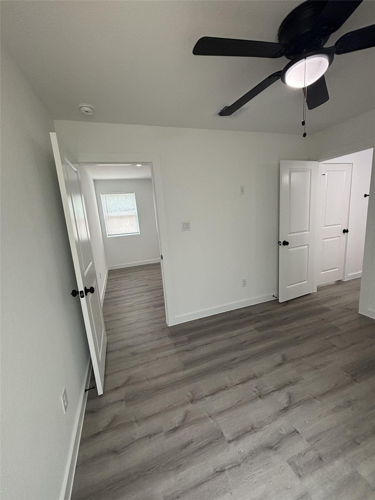 7311 Wileyvale Road, Unit B Houston, TX 77016 - Photo 8 of 18 Downstairs Bedroom