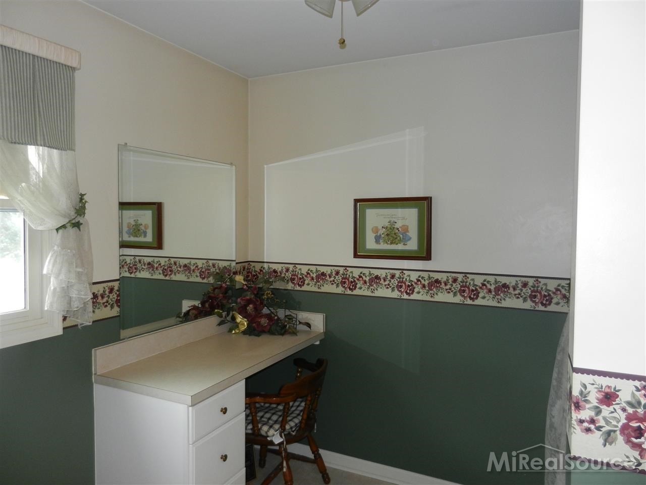 18350 Pratt Road Armada, MI 48005 - Photo 16 of 30 31182640-15.JPG