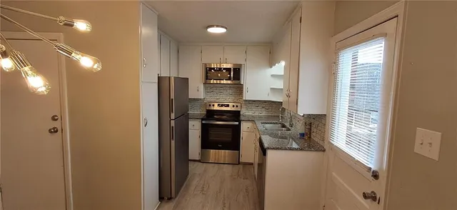 $1,400 | 3618 Penn Street, St. Joseph, MO 64507