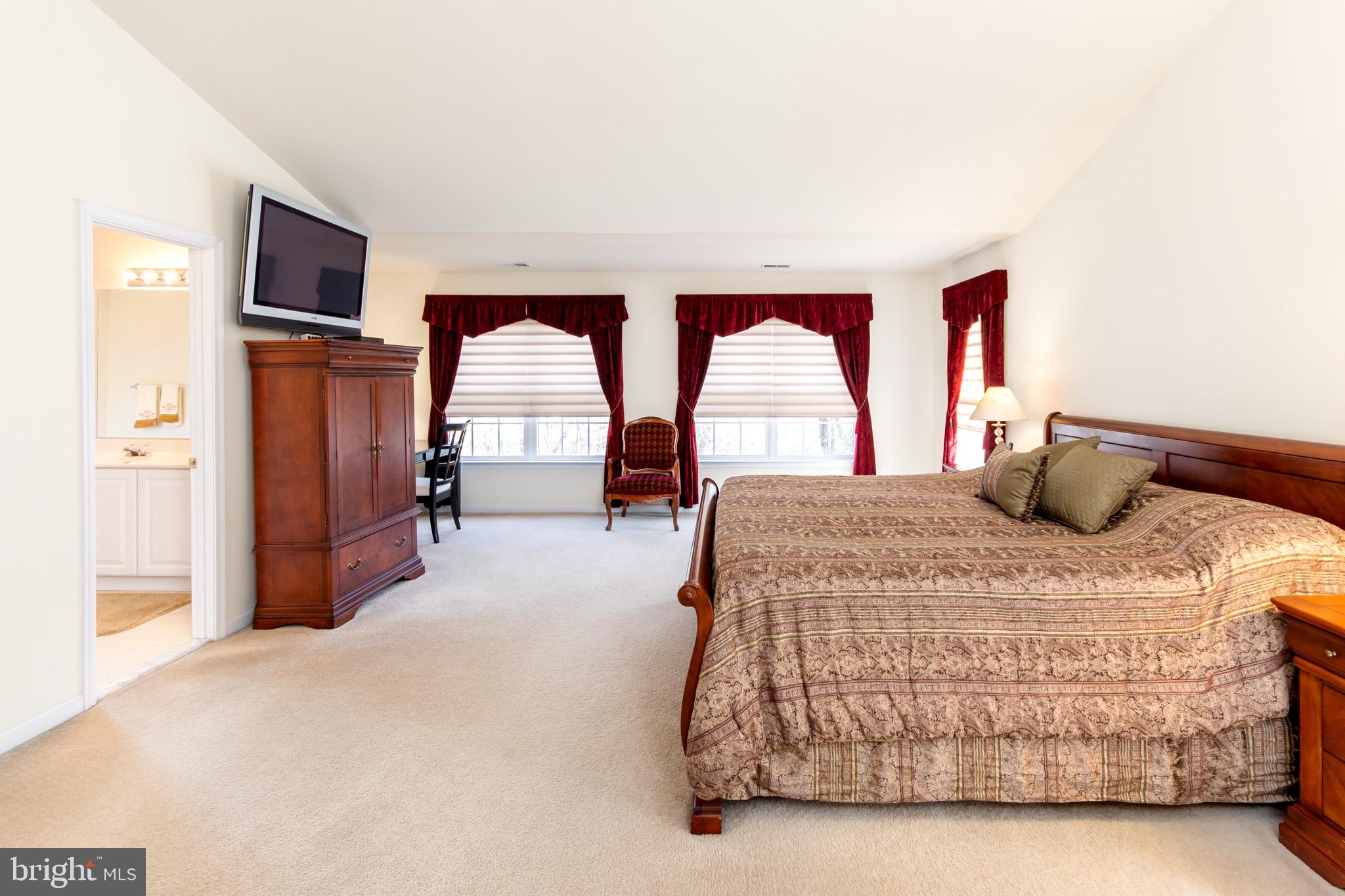 2406 Powderhorn Way Crofton, MD 21114 - Photo 18 of 36 Gallery Image 18