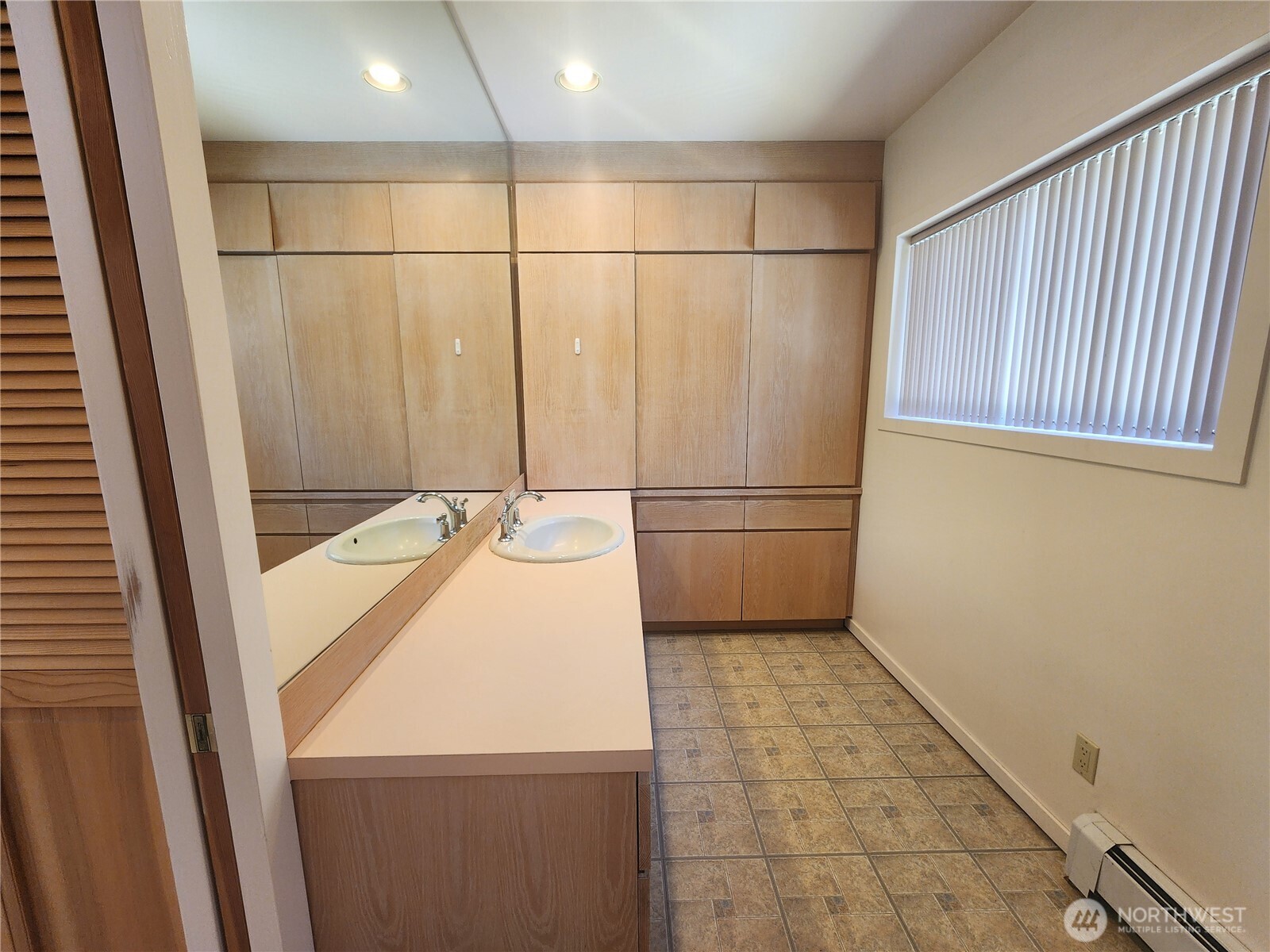 10336 Northeast Knight Road Bainbridge Island, WA 98110 - Photo 20 of 23