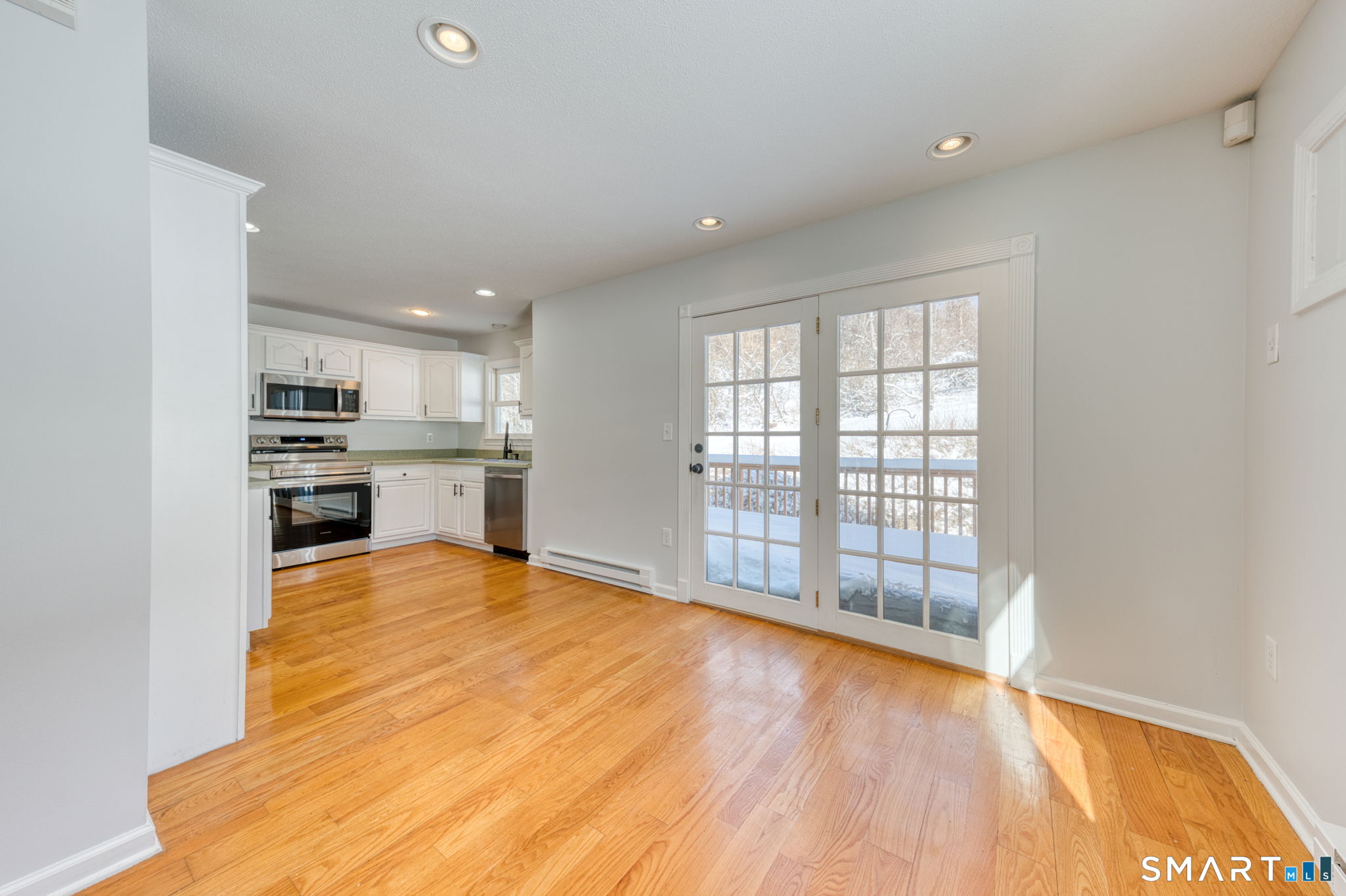 350 Bristol Street, Unit C1 Waterbury, CT 06708 - Photo 15 of 40 a view of kitchen with wooden floor