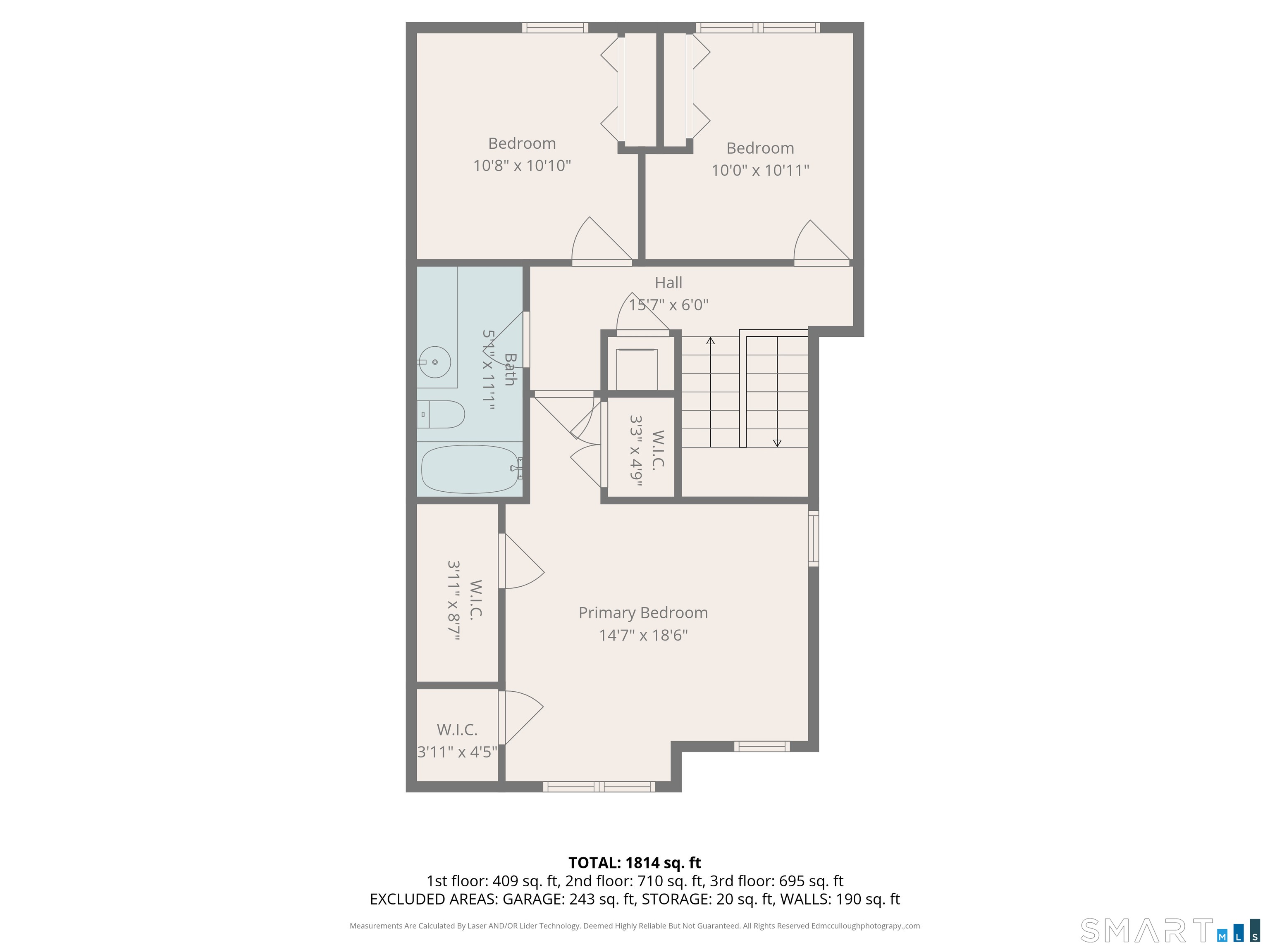 350 Bristol Street, Unit C1 Waterbury, CT 06708 - Photo 20 of 40 a picture of a bench in front of a door