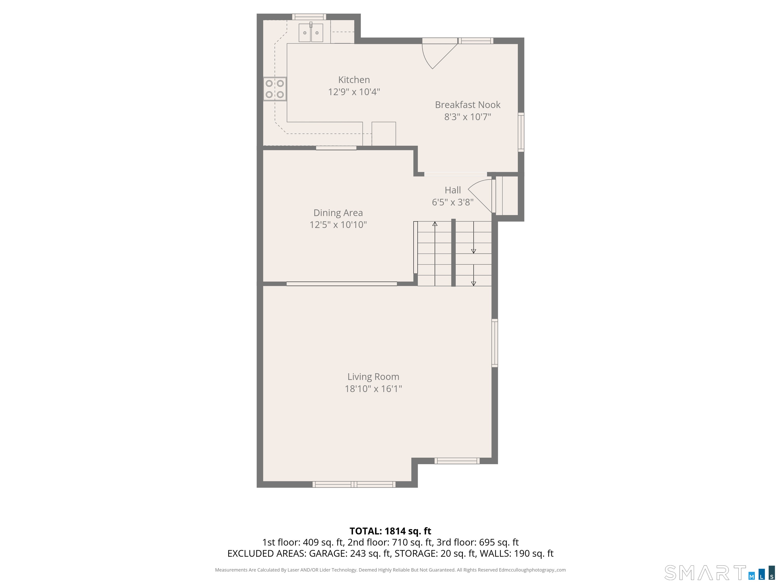 350 Bristol Street, Unit C1 Waterbury, CT 06708 - Photo 22 of 40 a picture of a bench in front of a wall