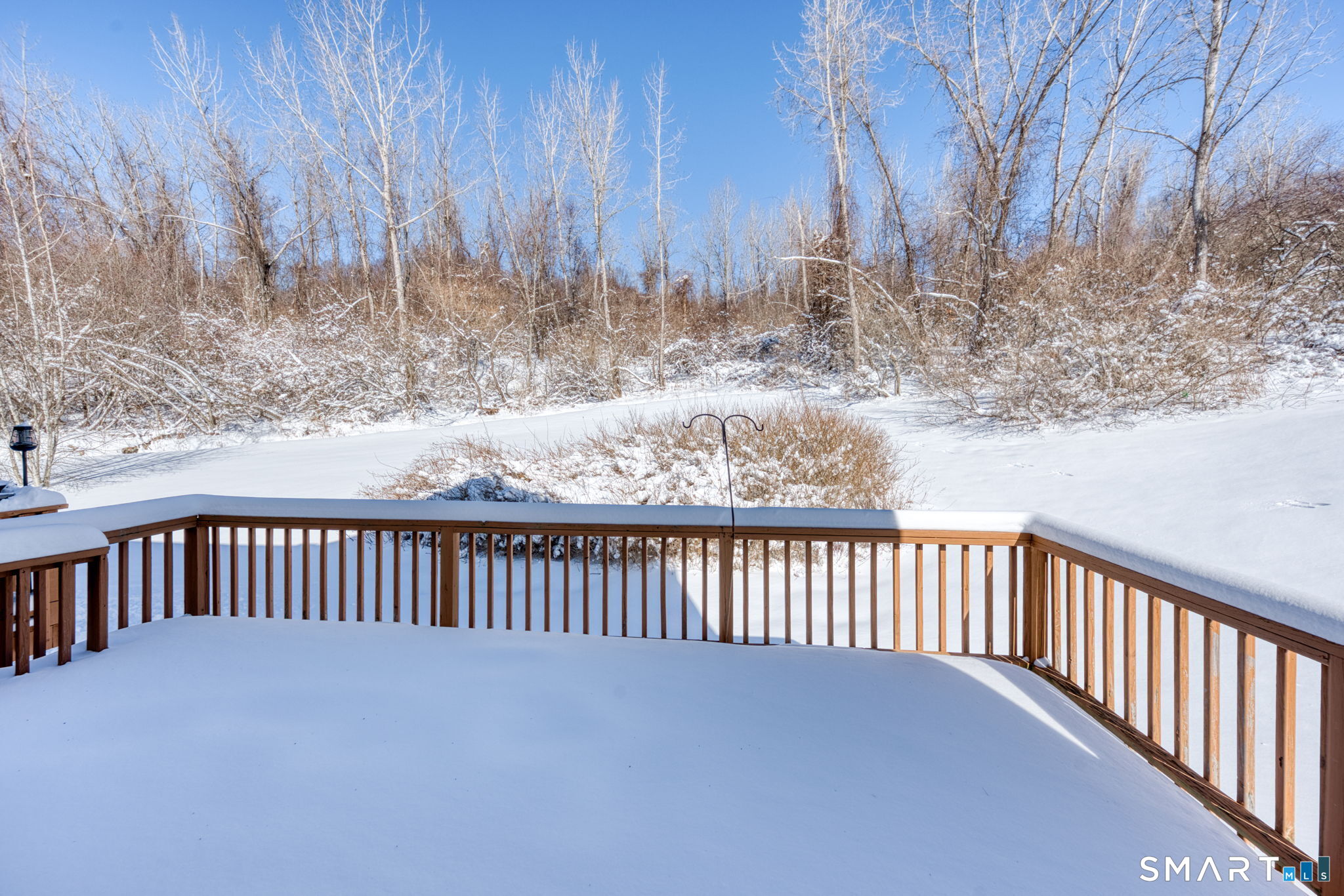 350 Bristol Street, Unit C1 Waterbury, CT 06708 - Photo 30 of 40 a view of a roof deck